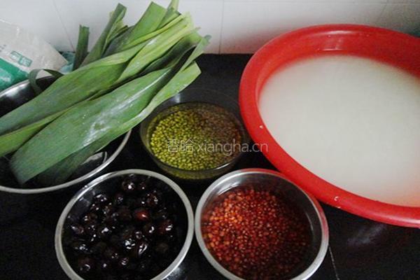 双豆蜜枣粽的做法图解1