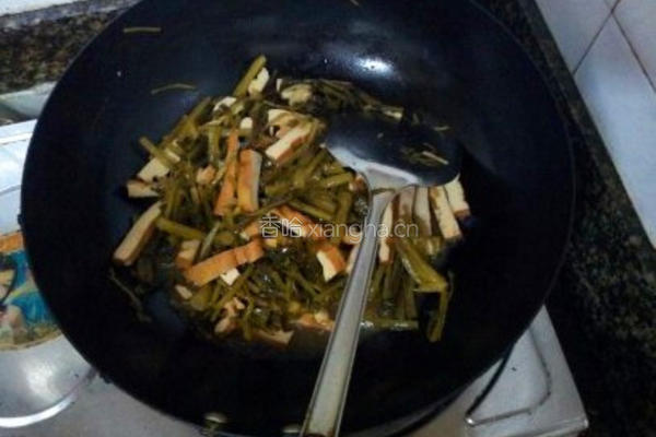 酸菜香干的做法图解7