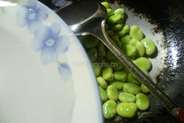 榨菜炒蚕豆的做法图解6