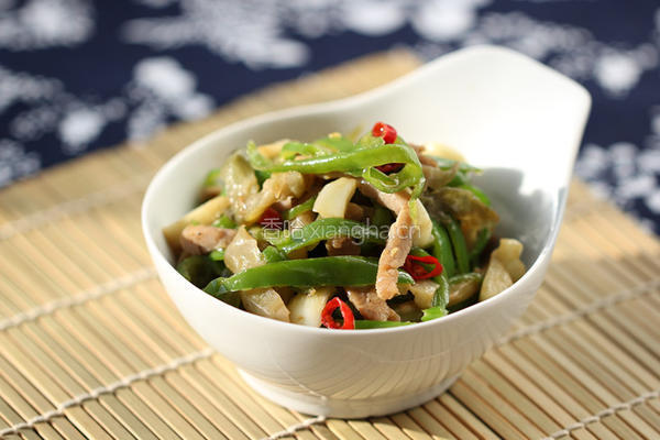 青椒榨菜肉丝的做法图解8