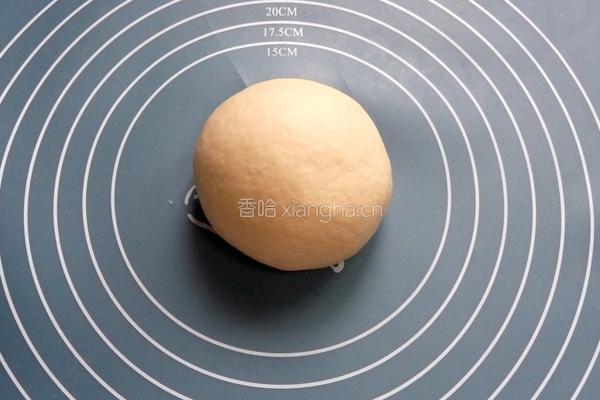 牛肉披萨的做法图解1