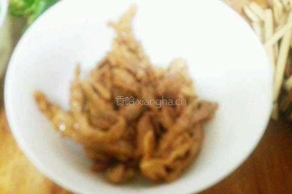 毛豆香干青椒肉丝的做法图解6
