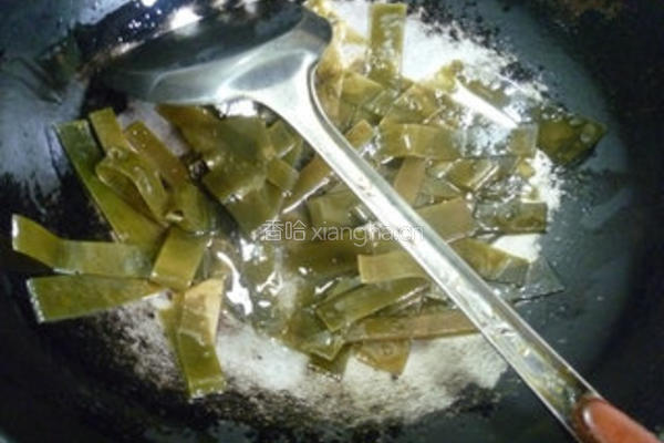咸菜香干炒海带的做法图解5