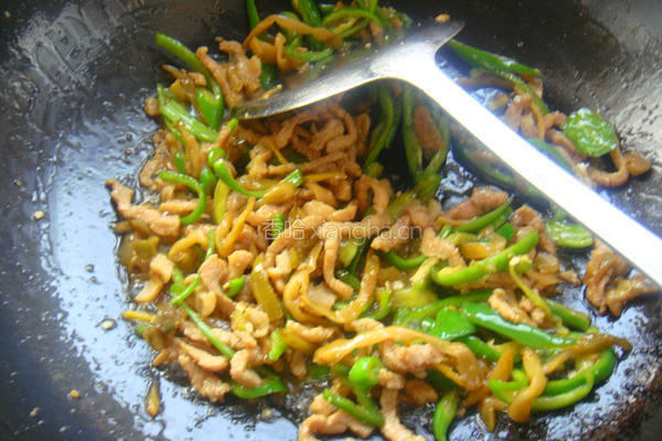 榨菜青椒肉丝的做法图解8
