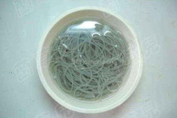 腊味菜花粉丝煲的做法图解3