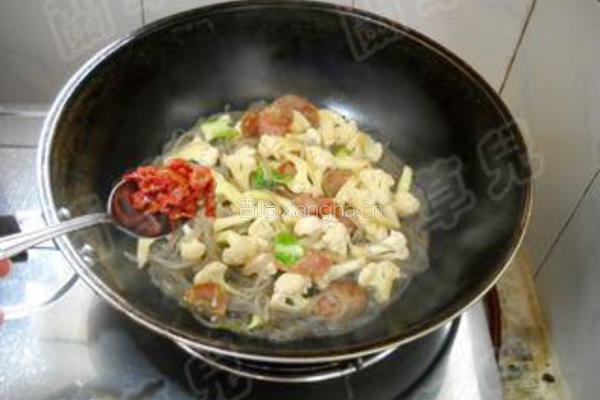 腊味菜花粉丝煲的做法图解11