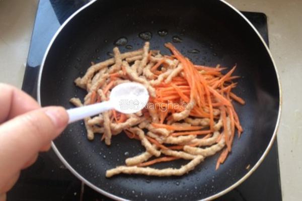 大豆蛋白丝海苔卷的做法图解3