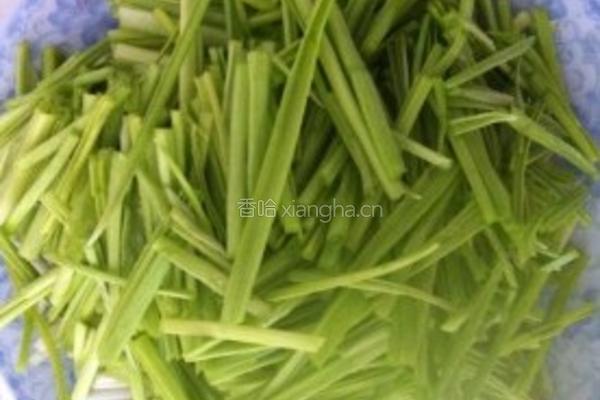 香辣香干炒韭黄的做法图解1