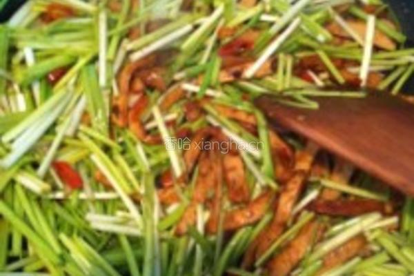 香辣香干炒韭黄的做法图解9