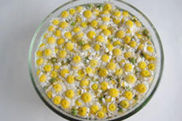 明目菊花茶的做法图解1