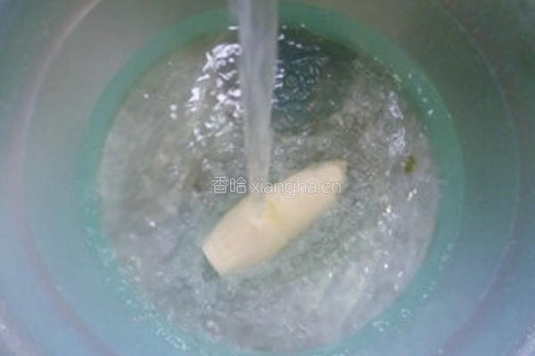 洋葱香干炒茭白的做法图解4
