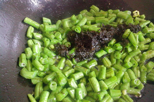 橄榄菜四季豆的做法图解7