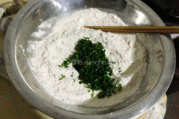 荞麦香芹饼的做法图解2