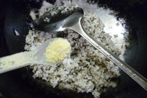 橄榄菜炒饭的做法图解5