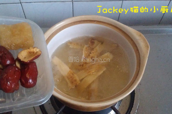 北芪红枣茶的做法图解1