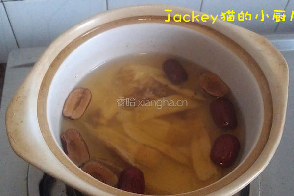 北芪红枣茶的做法图解2