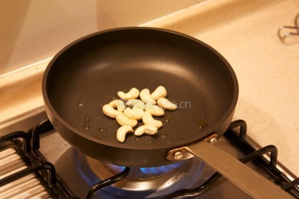 腊味烩饭的做法图解1