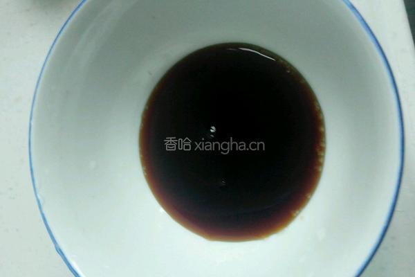 榨菜蒸非洲鲫鱼的做法图解3