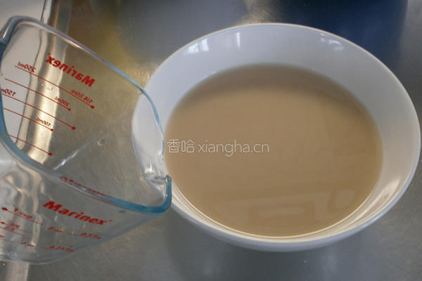 培根橄榄芝士面包的做法图解2