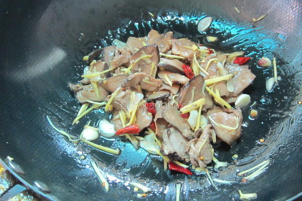 蒜香猪舌子的做法图解6