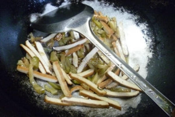 榨菜炒香干的做法图解6