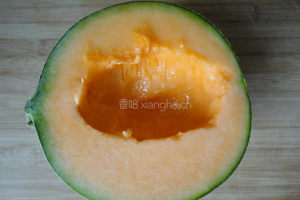 蜜瓜蔓越莓冰琪淋的做法图解1