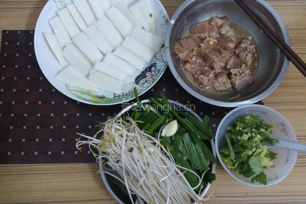 腐乳香蒸排骨的做法图解1
