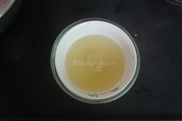 桑葚酒慕斯的做法图解7