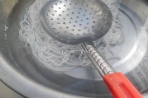 自制天然土豆粉条的做法图解13