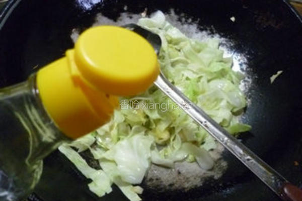 蒜末牛心菜的做法图解7