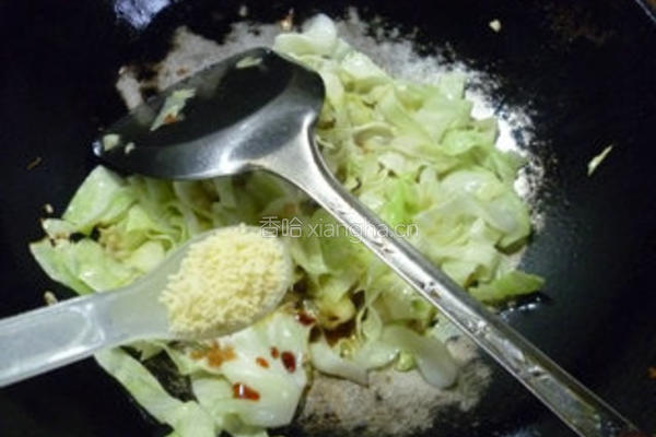 蒜末牛心菜的做法图解9