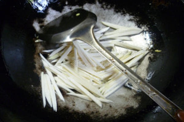 榨菜茭白炒鸡蛋的做法图解8