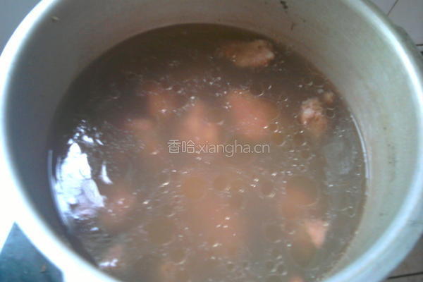 冬菇猪脚汤的做法图解10