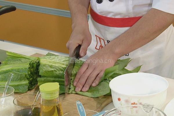 鲮鱼炒八甲唛的做法图解1