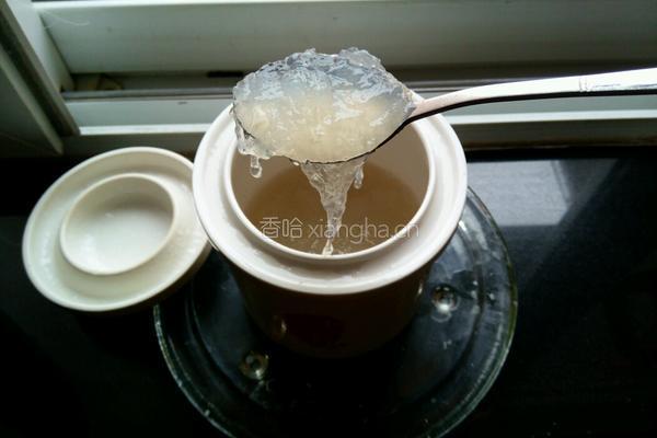 燕窝炖蛋的做法图解3