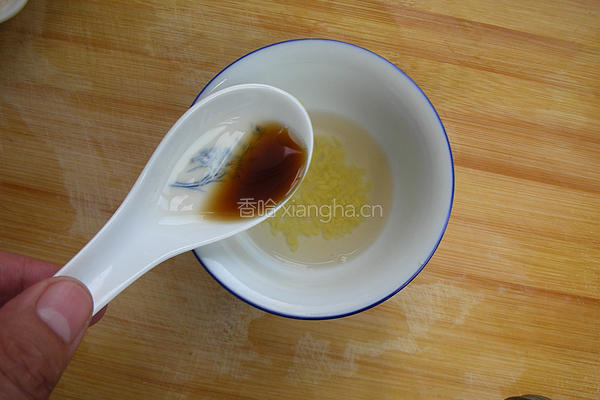 怪味鸡丝的做法图解3
