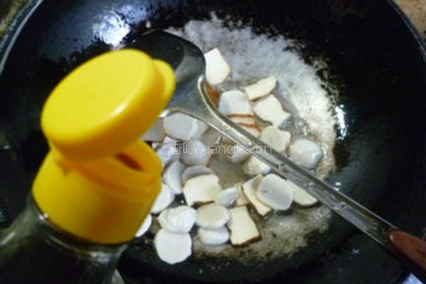 香干蒜薹炒鱼丸的做法图解8