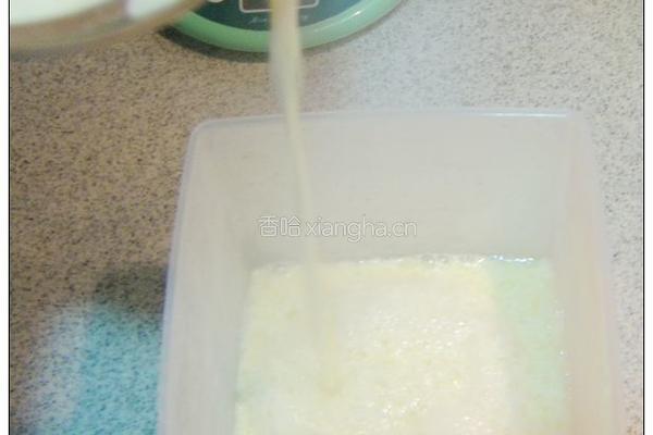 酸菜豆花火锅的做法图解4