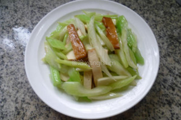 香干炒西芹的做法图解11