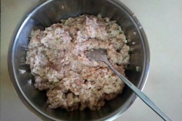 鲜蘑猪肉馄饨的做法图解6