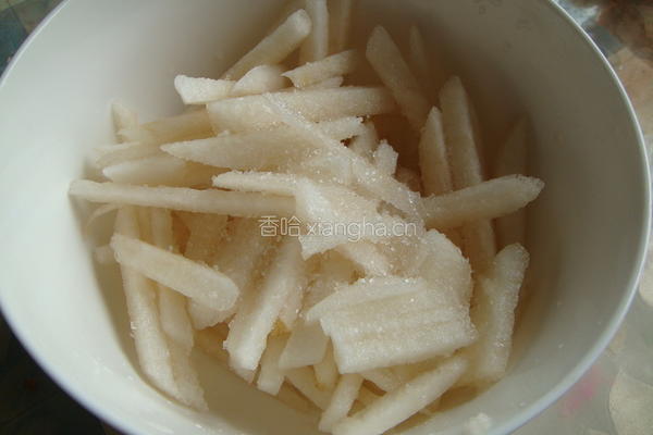 梨丝拌木瓜的做法图解4