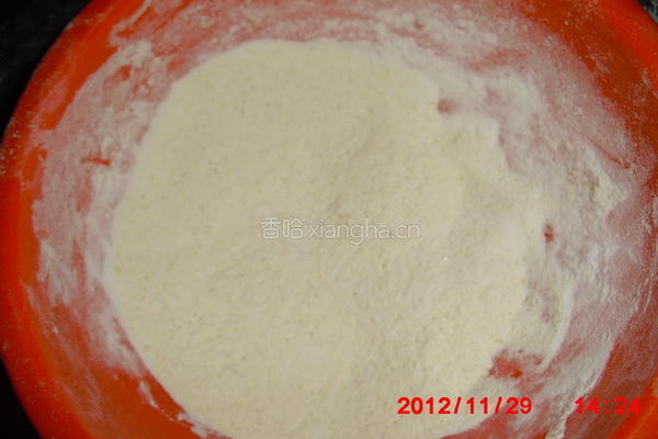 玉米面酥香饼干的做法图解1