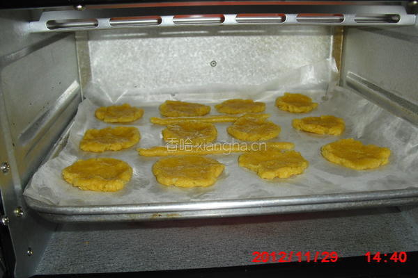玉米面酥香饼干的做法图解7