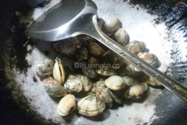 香干炒花蛤的做法图解4