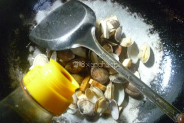 香干炒花蛤的做法图解7
