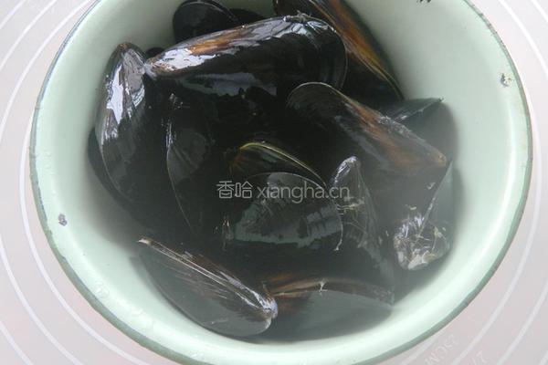 丝瓜炒贻贝的做法图解1