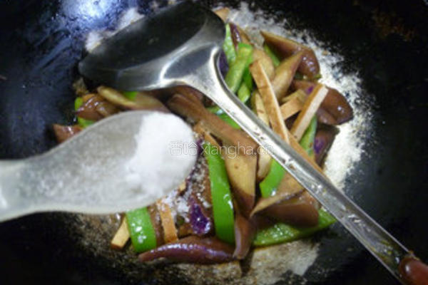 香干炒茄子的做法图解13