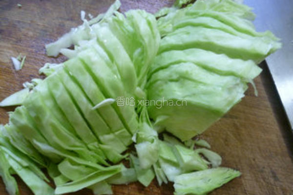 香干炒包心菜的做法图解3