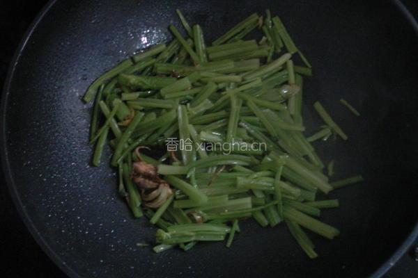芹菜炒香干的做法图解3