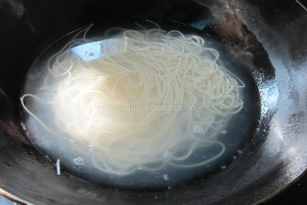 土豆挂面的做法图解3